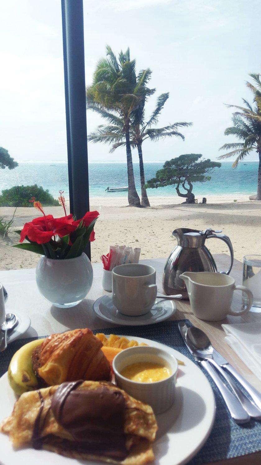Mauritius Long Beach Hotel Frühstück