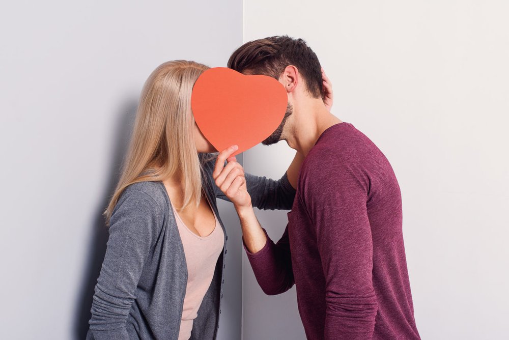 Flirtsignale Mann - wie du erkennst, was er über dich denkst Löwe mann flirten - Porcelanowa. Sklep z porcelaną w Warszawie