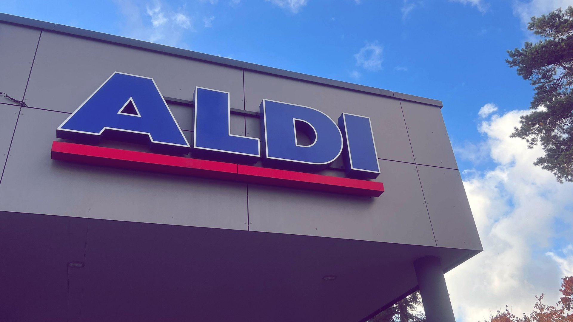 Schon ab nächster Woche Aldi verkürzt seine Öffnungszeiten!