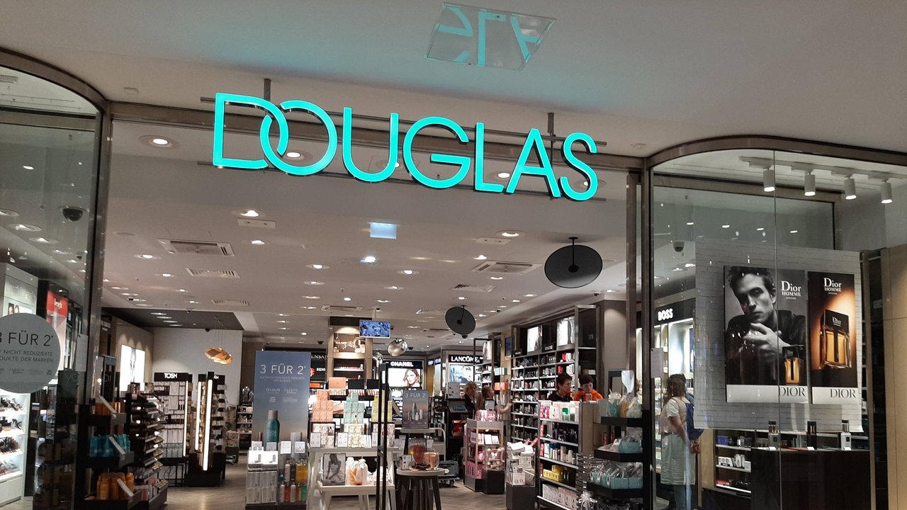 Dieses Parfum von Douglas ist ein tolles Geschenk für verschiedenste Anlässe.