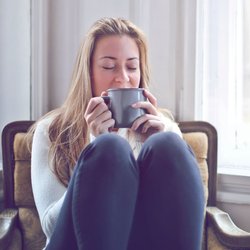 Du willst deinen Cortisolspiegel natürlich senken? Das hilft