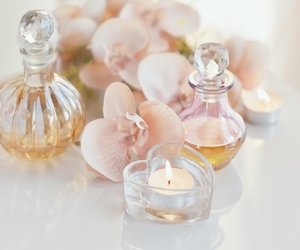 Wie ein Frühlingsspaziergang: Alle lieben dieses blumige Rossmann-Parfum mit Birnen-Note