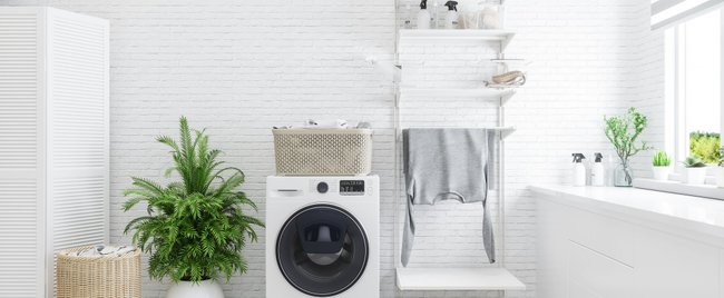 Vergiss Wäschehaufen: Mit diesem Ikea-DIY bleibt dein Bad ordentlich