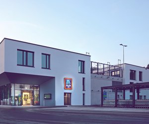 Wer steckt hinter der Marke Lacura? Alles über die Aldi Eigenmarke