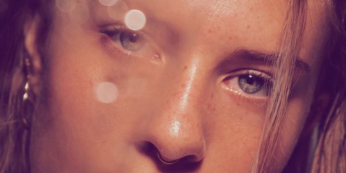 „Glazed Skin” ist DER neue Beauty-Trend im Sommer 2022!