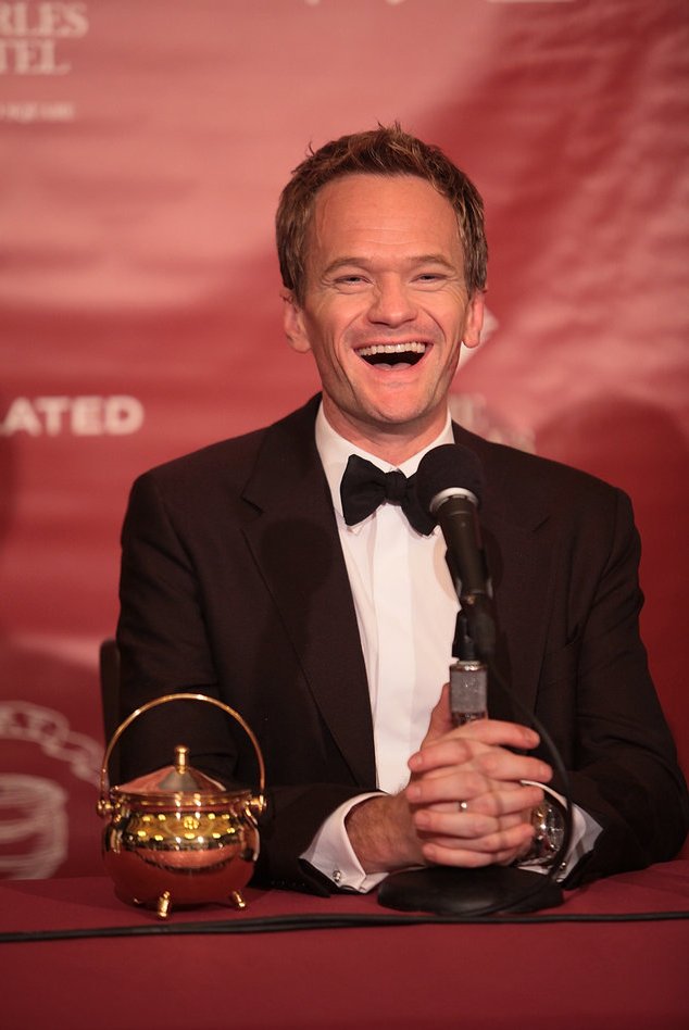 Neil Patrick Harris bringt die Leute zum Lachen Neil Patrick Harris bringt die Leute zum Lachen