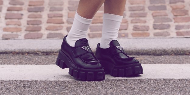 Loafer kombinieren: So stylst du die Trendschuhe richtig