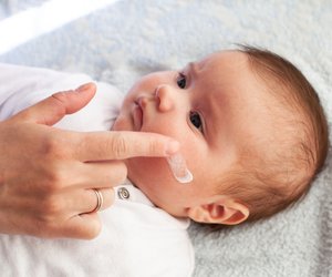 Hautpflege beim Baby: Die besten Tipps, um Allergien vorzubeugen