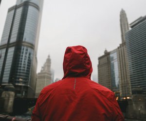 Die Bedeutung der Farbe Rot: Leidenschaft, Kraft, Stabilität