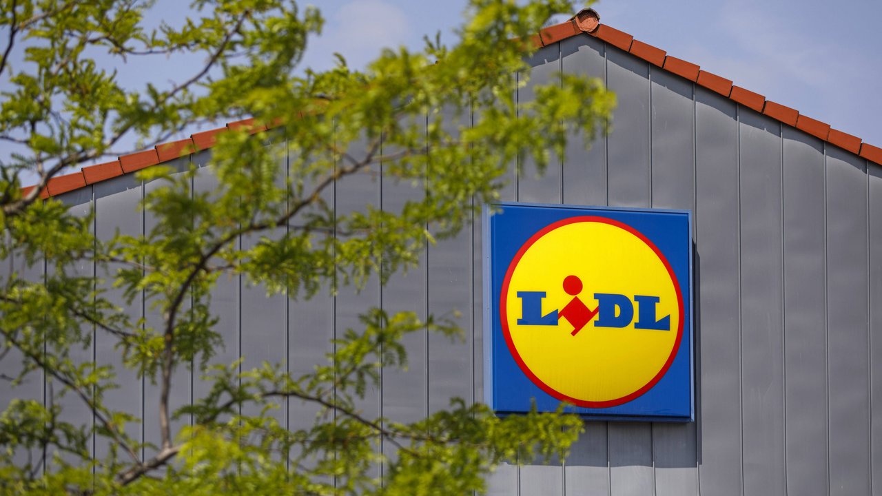Der Hängesessel von Lidl lädt zum Träumen ein.
