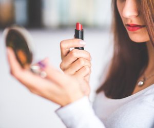 Lippenstift richtig auftragen: Hier kommt die ultimative Anleitung!