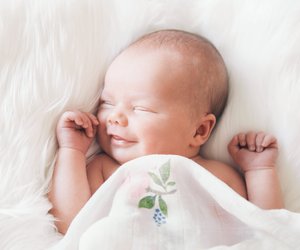 Aufgedeckt: Die beliebtesten Babynamen in deinem Geburtsjahr