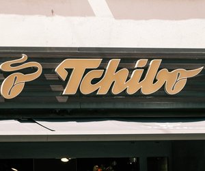 Multifunktional: Die Sitzbank von Tchibo mit integriertem Stauraum für deinen Flur