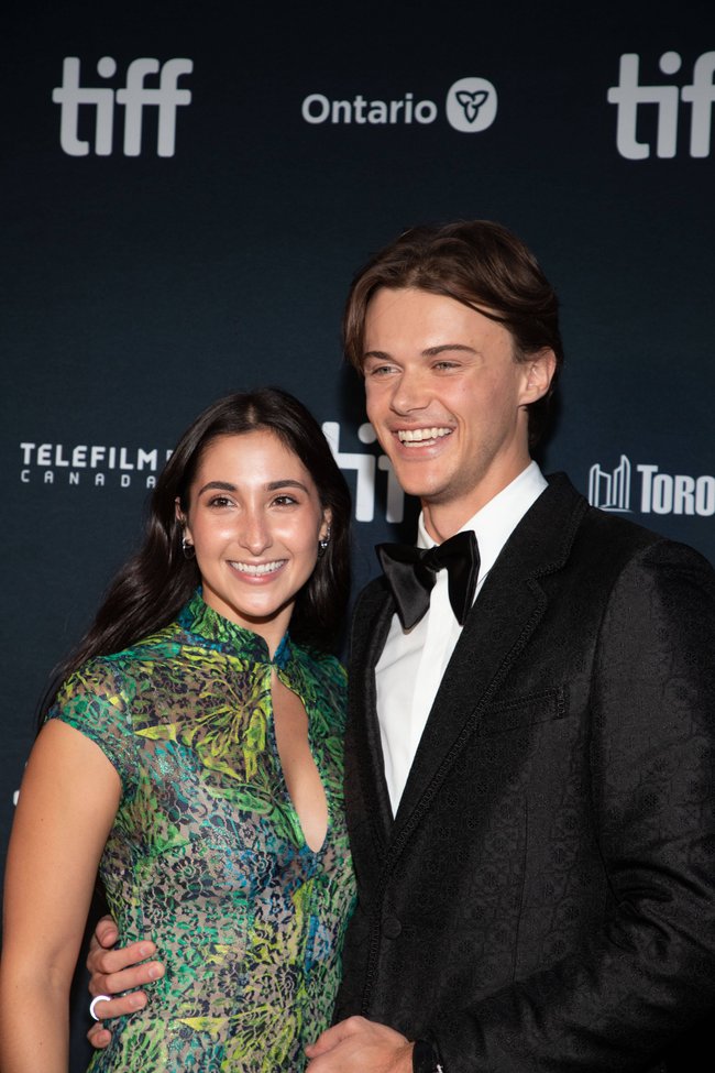 Isabel Machado und Christopher Briney bei der Closing Night Gala Premiere von „Daliland“ in Toronto.
