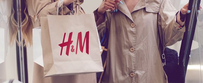 Wir sind verliebt in diese stylishen Jeansröcke von H&M!