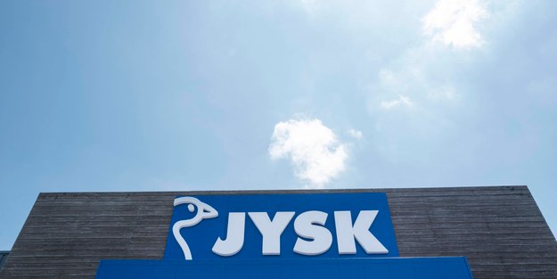 Ein Must-have für dein Zuhause: Der weiße Retro-Sessel von Jysk
