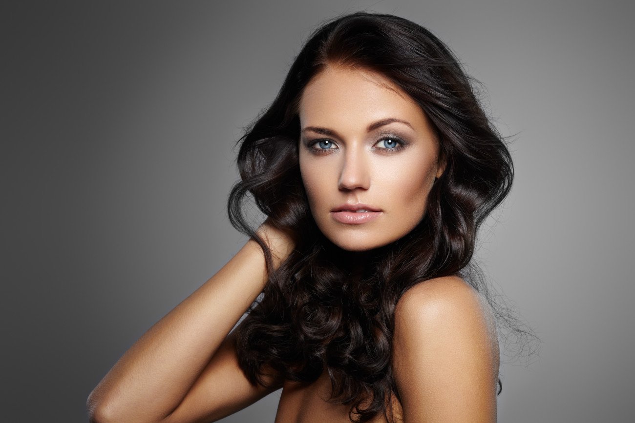 Welche Haarfarbe Passt Zu Blau Grauen Augen Welche Haarfarbe passt zu blauen Augen? Diese!