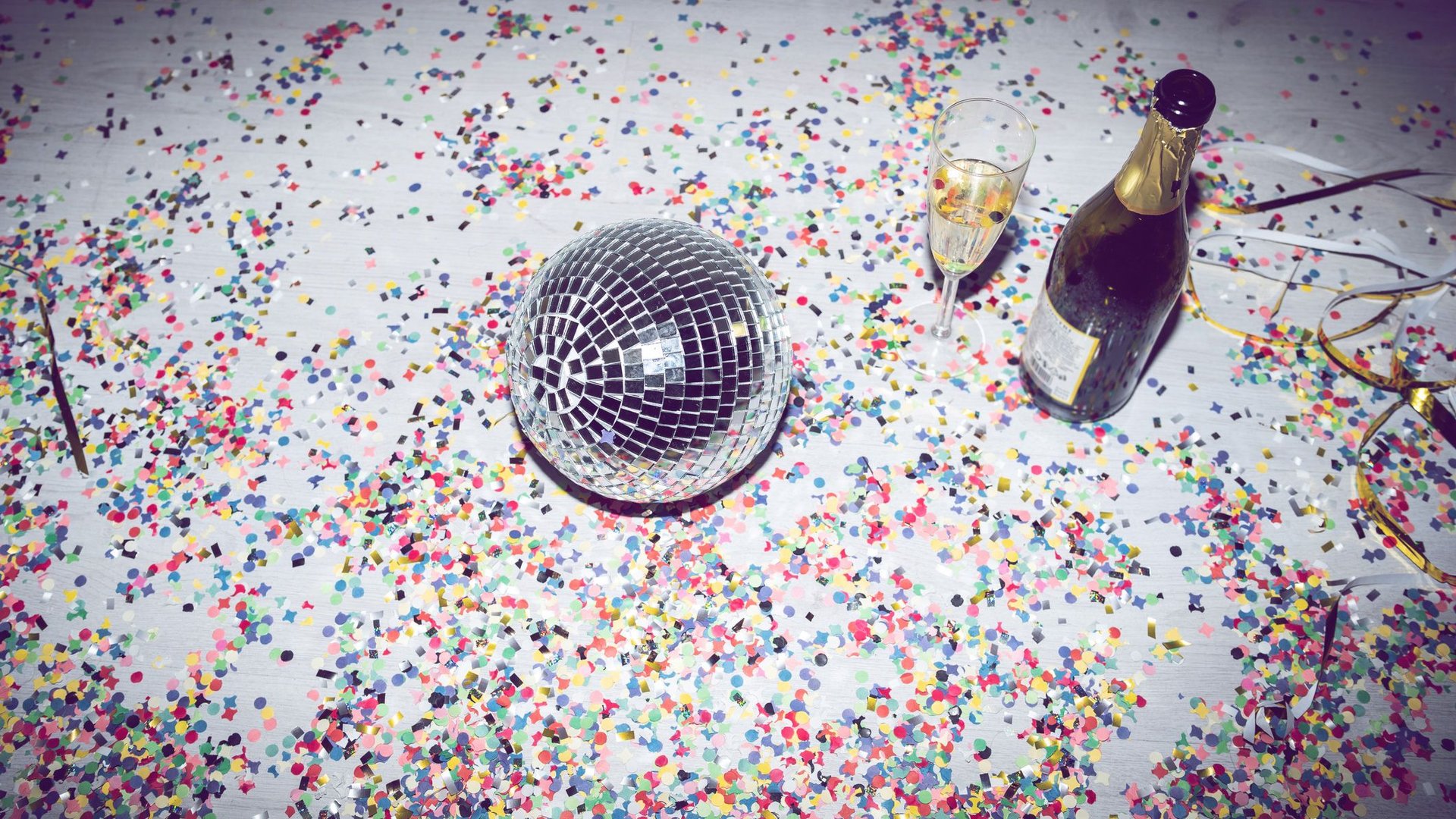 Gro-klein-spontan-Was-deine-Silvester-Pl-ne-ber-deinen-Charakter-aussagen-k-nnen