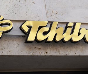 Mit dieser Vogelschaukel von Tchibo wirst du im Herbst und Winter deine Freude haben