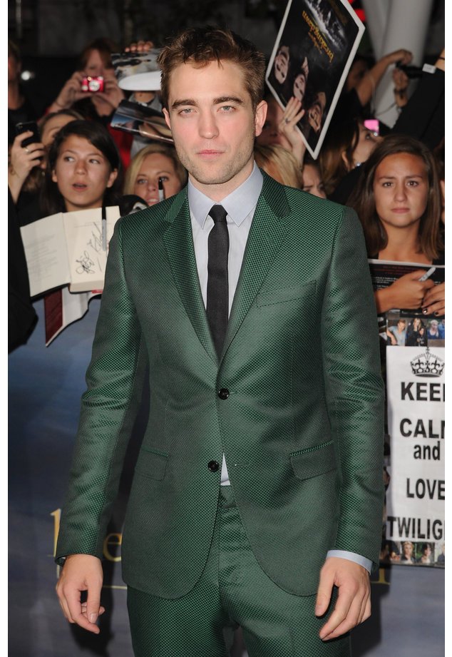 Robert Pattinson spricht über Beziehungen Robert Pattinson spricht über Beziehungen