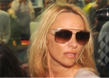 Steuerschulden bei Pamela Anderson Steuerschulden bei Pamela Anderson