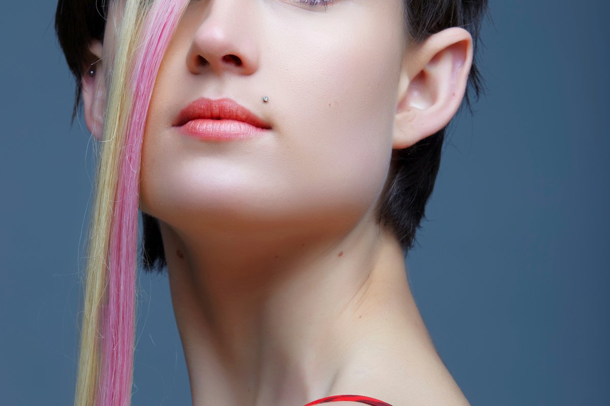 Madonna-Piercing: Schönheitsfleck als Schmuck desired.de Madonna-Piercing: Schönheitsfleck als Schmuck desired.de