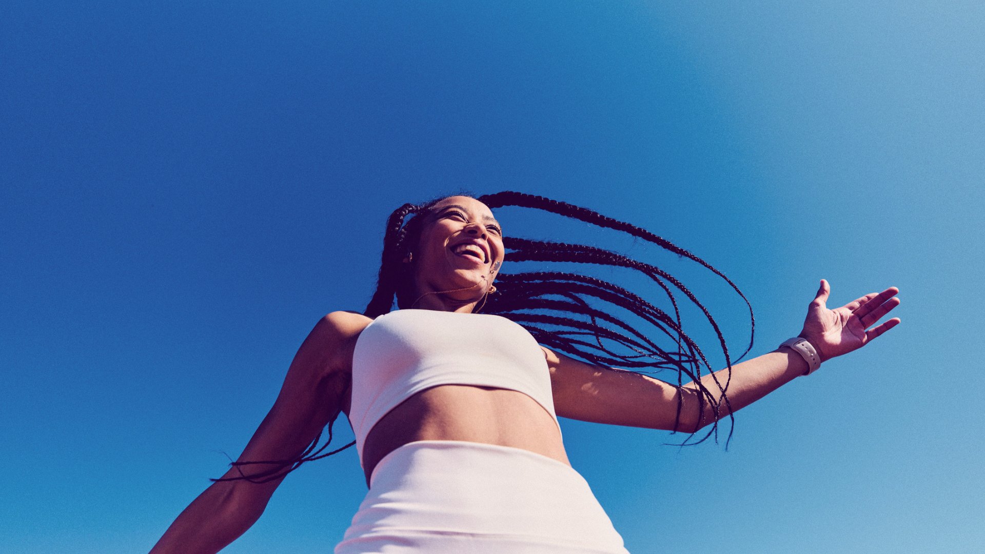 Alle-schauen-WM-und-du-so-Diese-11-Tricks-machen-die-Fu-ball-Zeit-zur-Selfcare-Phase-deines-Lebens