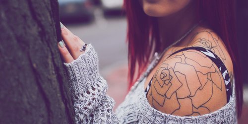 Schulter-Tattoo: 8 vielfältige Motiv-Ideen für dich!