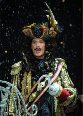 David Hasselhoff als Pirat Captain Hook David Hasselhoff als Pirat Captain Hook