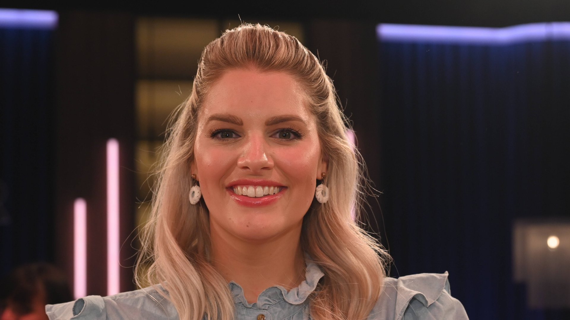 Angelina-Kirsch-Hat-das-Model-einen-Freund-an-ihrer-Seite-