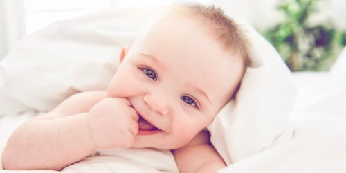 Babynamen 2023: Die beliebtesten Vornamen für Mädchen & Jungen