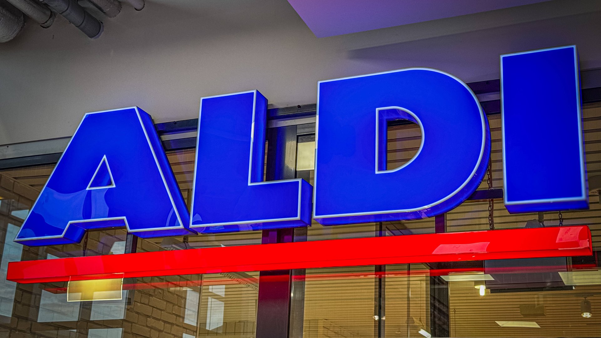 Aldi's HerbstSchnäppchen Die trendige 18EuroSteppjacke, die alle wollen
