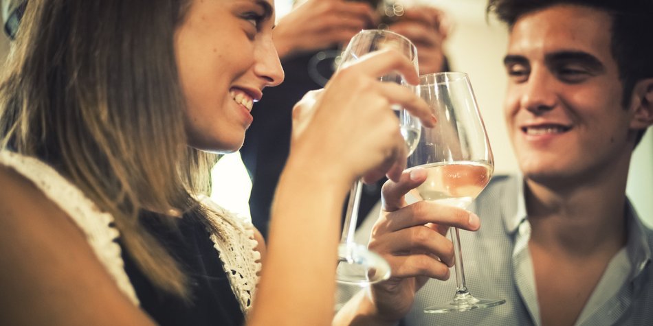 Online-Dating-Profil Party