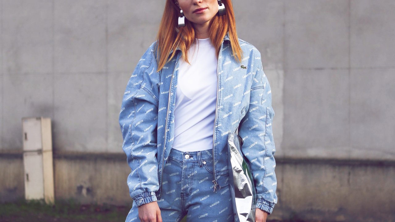 Die schönsten gemusterten JeansTrends für den Winter 2022