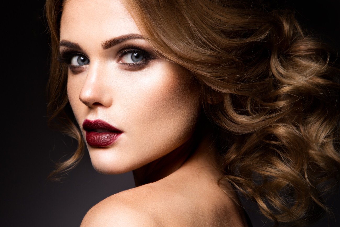 Neues Make-up Neues Make-up