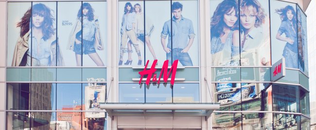 Mit diesen Accessoires von H&M Home bringst du den Sommer in deine Wohnung