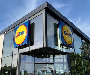 Die festliche LED-Fiberglasleuchte von Lidl sorgt für magische Stimmung