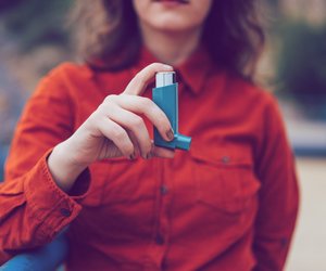 Laut Studie: Asthma-Spray könnte schweren Corona-Verlauf verhindern