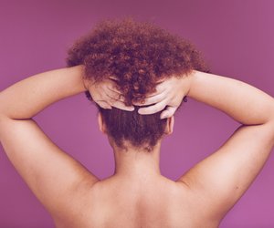 Kopfhaut richtig reinigen: So stärkst du deine Haare von der Wurzel aus!