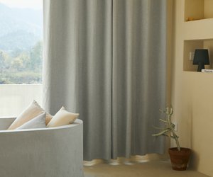 Genial: Mit diesem Hack kürzt du zu lange Ikea-Gardinen für wenig Geld