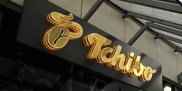 Gehört in jede Garderobe: Diese gesteppte Tasche von Tchibo zieht alle Blicke auf sich
