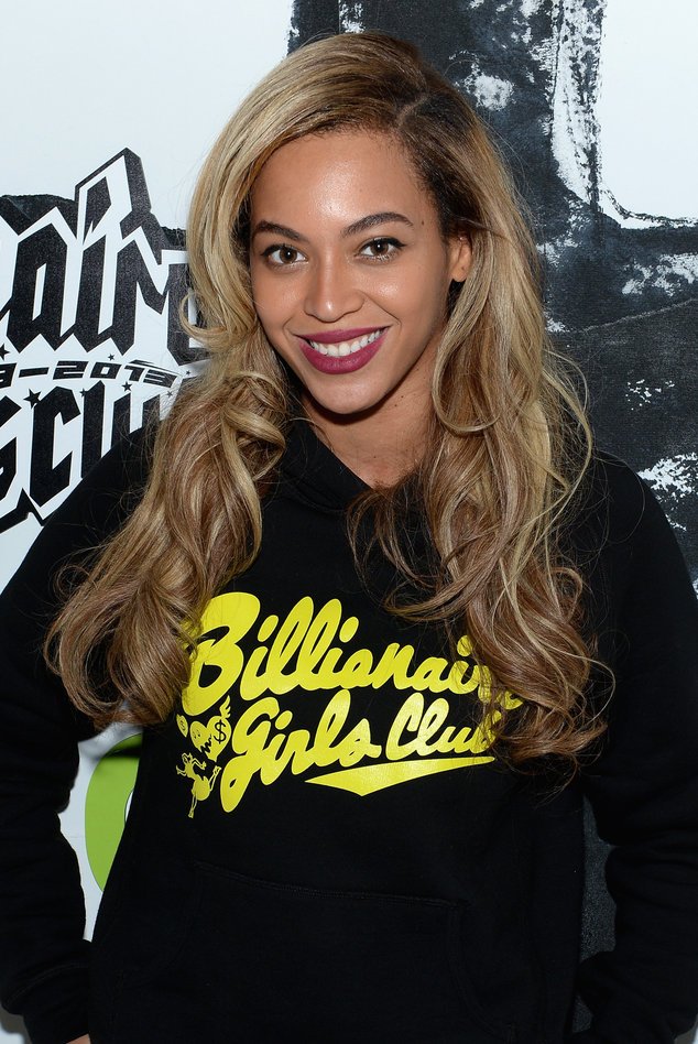 Beyonce in einem lässigen Outfit Beyonce in einem lässigen Outfit