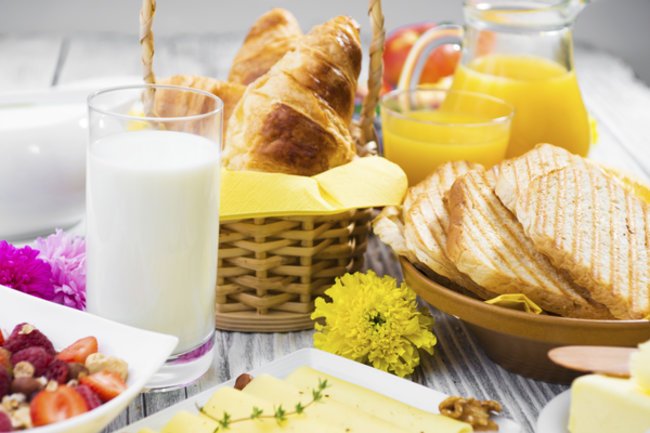 Frühstücksbuffet_iStock_zeleno Frühstücksbuffet_iStock_zeleno