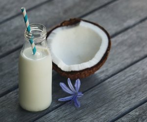 Rezept: Leckere Kokosmilch selber machen