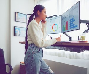 Im Test: Die besten höhenverstellbaren Schreibtische fürs Home-Office