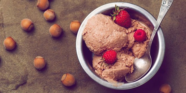 DIY Nutella Eis: Dieses 3-Zutaten-Rezept lieben alle!