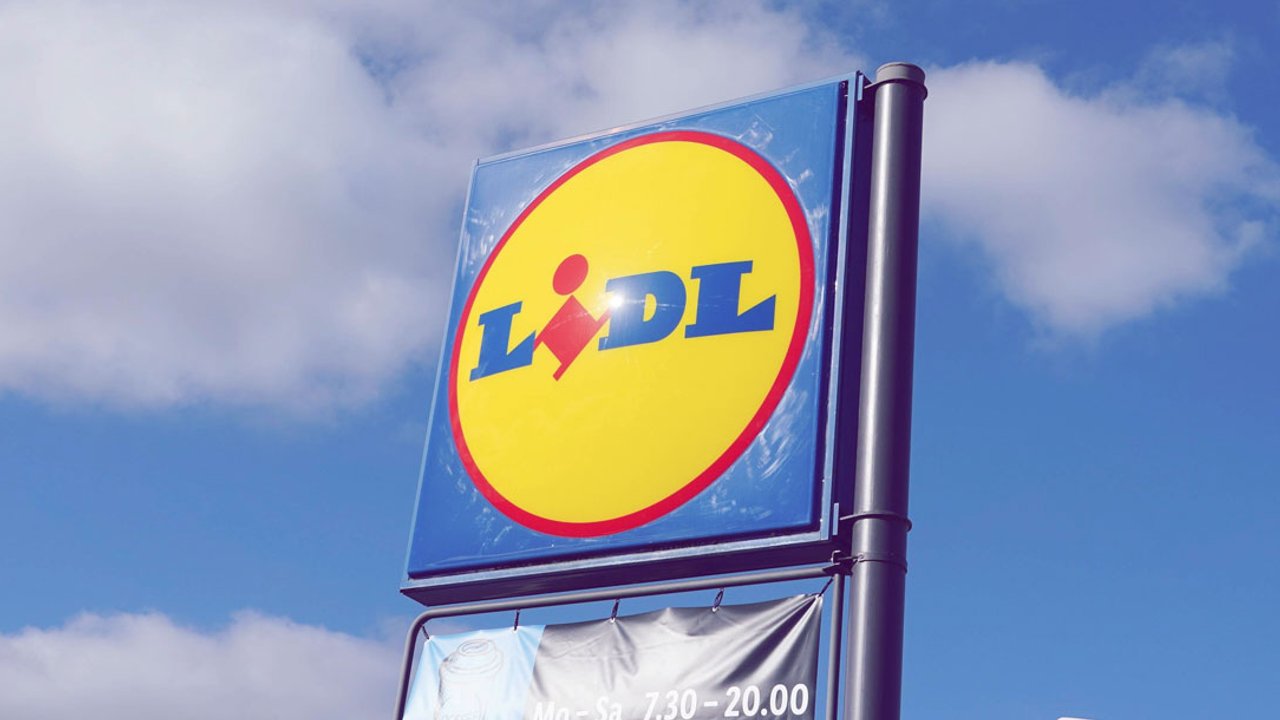 Lidl hat jetzt diese DesignerUhr super günstig im Angebot!