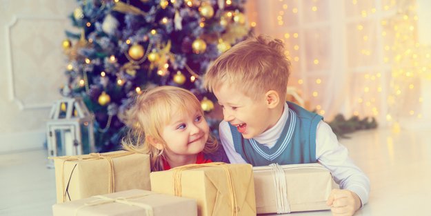 Spätfolgen! Das schadet Kindern an Weihnachten am meisten