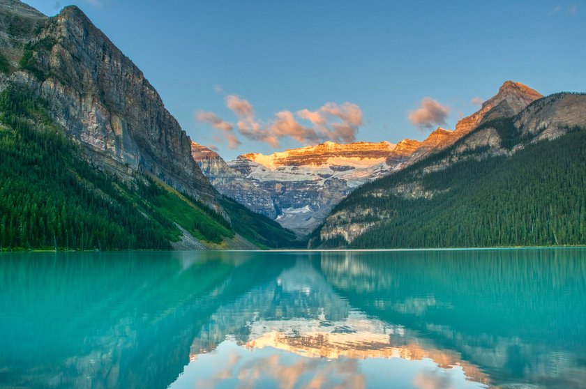Louis See im Banff National Park