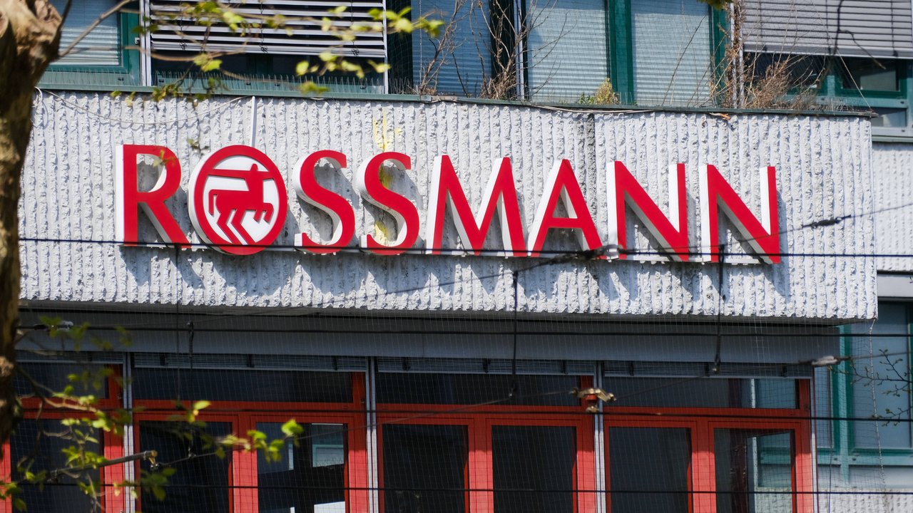 Bei Rossmann findest du auch tolle Artikel fürs Badezimmer.